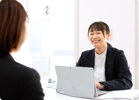 Expert career counselors provide support