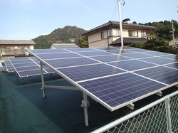 岡山県内の民有地に設置された太陽光発電