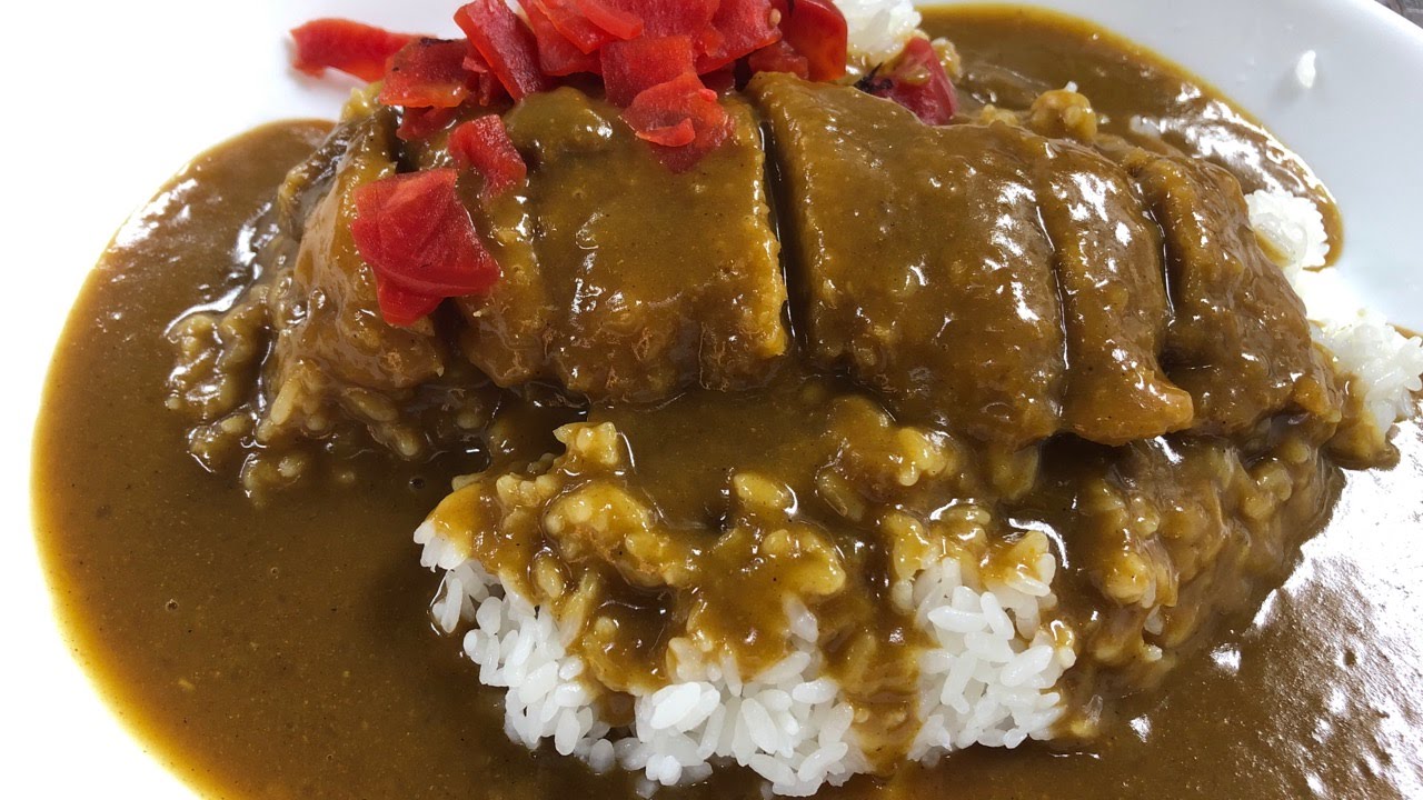 本日のサービスのカツカレー