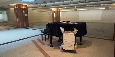 岡山駅地下のストリートピアノ会場