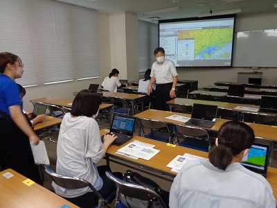 学科オリジナル企画「まちづくりや防災を考えよう―GIS（地理情報システム）を活用した実習―」