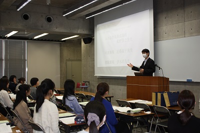 伊木洋先生による教職課程の紹介