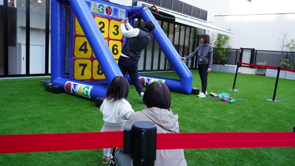 パパすごいね！わたしもやってみようかな？やる気がわいてきたようです。